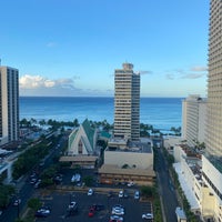 Photo taken at Hilton Waikiki Beach by Baz K. on 11/9/2022