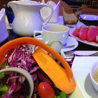 Das Foto wurde bei Thai Thai Restaurant von Diana P. am 9/15/2014 aufgenommen