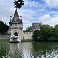 Photo taken at Schloss Laxenburg by 8i8 on 8/30/2023