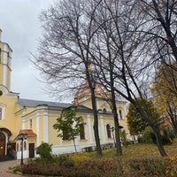 Photo taken at Храм Всех Святых во Всехсвятском by 8i8 on 10/19/2021