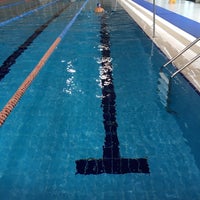 Photo taken at İTÜ Olimpik Yüzme Havuzu by asasdads a. on 12/14/2018