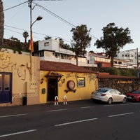 Foto diambil di La Bodeguita de Enfrente oleh Alberto C. pada 2/14/2018