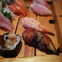 รูปภาพถ่ายที่ Sushi King โดย Natalie L. เมื่อ 11/21/2017