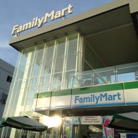 Review Family Mart