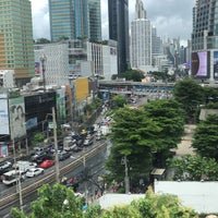 Photo taken at Park Plaza Sukhumvit Bangkok by عبدالرحمن ع. on 8/26/2022