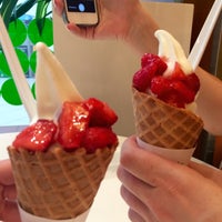 Photo taken at Pinkberry by Natasha S. on 6/3/2015