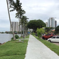 Photo taken at Pantai Stulang Laut by ダーりーン⚜Darleen Tan on 6/30/2022