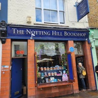 Photo taken at The Notting Hill Bookshop by Sukhatai on 8/2/2023