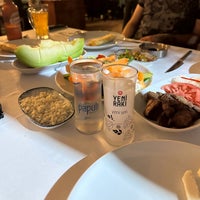 รูปภาพถ่ายที่ Papuli Restaurant โดย Özgür เมื่อ 6/23/2023
