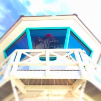 Photo taken at Lifeguard Tower Zero by Larry T. on 3/29/2015