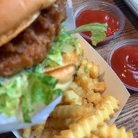 Photo taken at Shake Shack by Larry T. on 1/2/2020