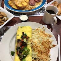 Photo taken at Perkins by Serap S. on 11/11/2018