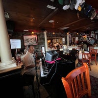 รูปภาพถ่ายที่ Polpo Restaurant &amp;amp; Saloon โดย Suzanne D. เมื่อ 6/10/2022
