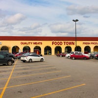 Photo taken at Food Town by Food Town Grocery Stores on 2/14/2019