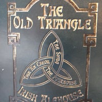 Foto tirada no(a) The Old Triangle Irish Alehouse por Michelle A G. em 6/29/2019