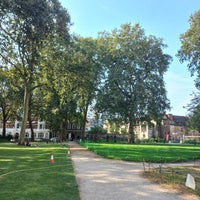 Photo taken at Charterhouse Square by Nicole S. on 9/9/2023