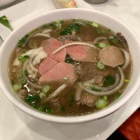 Photo taken at Le&amp;#39;s Pho by Jemillex B. on 12/16/2019