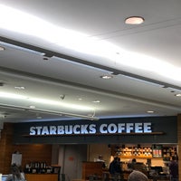 Photo taken at Starbucks by Jemillex B. on 2/14/2020