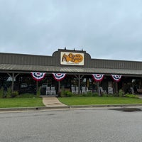 Photo taken at Cracker Barrel Old Country Store by Jemillex B. on 6/11/2023