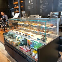 Photo taken at Starbucks by Jemillex B. on 7/23/2022