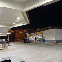 Photo taken at Shell by Jemillex B. on 11/27/2021