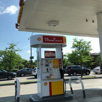 Photo taken at Shell by Jemillex B. on 6/13/2018