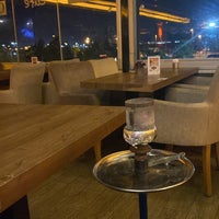 Photo taken at Onx Cafe Patisserie by Yılmaz Ü. on 5/11/2022