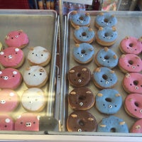 Photo taken at Fantastic Donuts and Croissant by Garth W. on 6/14/2015