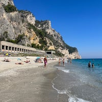 Photo taken at Spiaggia del Malpasso by Nicku on 10/3/2023