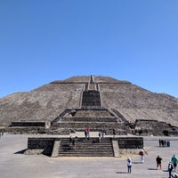 Photo taken at Zona Arqueológica de Teotihuacán by Eric T. on 11/27/2017