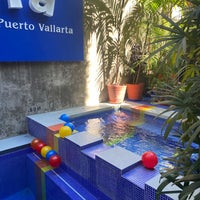 2/17/2022 tarihinde Dirk B.ziyaretçi tarafından PiñataPV Gay Hotel'de çekilen fotoğraf