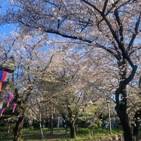 Photo taken at Asukayama Park by 松本 敦. on 4/9/2024