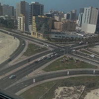 Снимок сделан в Fraser Suites Seef Bahrain пользователем J . 9/11/2023