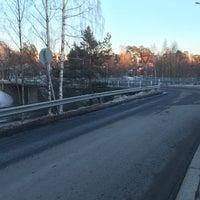 Photo taken at Kuukiventien silta by Toni L. on 3/23/2018
