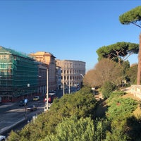 Photo taken at Mercure Roma Centro Colosseo by Steven on 12/10/2018