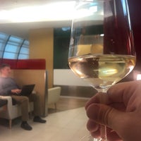 Photo taken at Alitalia Freccia Alata Lounge &amp;quot;Borromini&amp;quot; by Steven on 11/5/2019