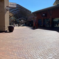 Coach outlet traverse mountain cheap