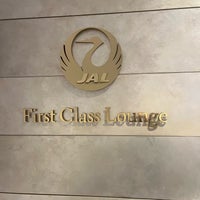 Photo taken at JAL First Class Lounge by のたきし@ on 3/31/2024