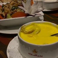 Photo taken at مطعم بحر الامارات Emirates Seafood Restaurant by Sha Altamimi🍯♋️ on 11/29/2019