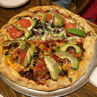Foto tomada en Lake Tahoe Pizza Company  por Lake Tahoe Pizza Company el 5/26/2016