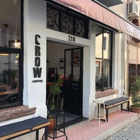 รูปภาพถ่ายที่ Crow Coffee Roastery โดย Mehmet Hanifi F. เมื่อ 11/12/2020