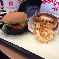 Photo taken at Chick-fil-A by Edgar H. on 4/10/2013