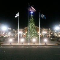 Das Foto wurde bei Peninsula Town Center von Flash W. am 12/28/2012 aufgenommen