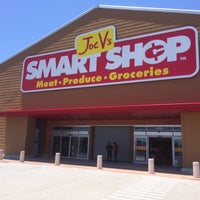 Photo taken at Joe V&amp;#39;s Smart Shop by Gil G. on 5/28/2016