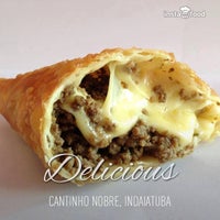 2/19/2015 tarihinde Pastéis Cantinho Nobreziyaretçi tarafından Pastéis Cantinho Nobre'de çekilen fotoğraf