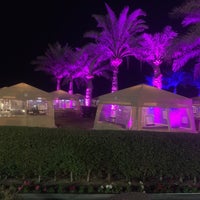 Das Foto wurde bei Hilton Kuwait Resort von Harth . am 12/17/2023 aufgenommen