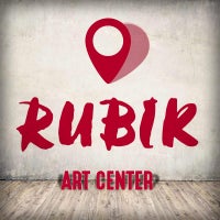 Photo prise au Rubik Art and Music par Rubik Art and Music le2/27/2019