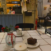 Foto tomada en Padoca Bakery &amp;amp; Cafe  por Refal el 12/13/2022
