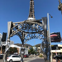 Photo taken at Gateway to Hollywood by Laur L. on 9/26/2018