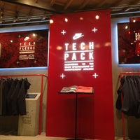 Nike Harajuku 原宿 神宮前1 13 12